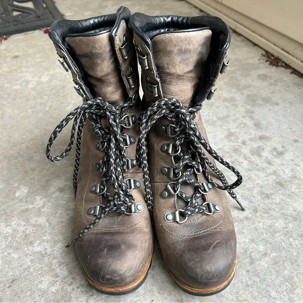 Sorel Conquest Wedge Boot Brown Women’s 9.5